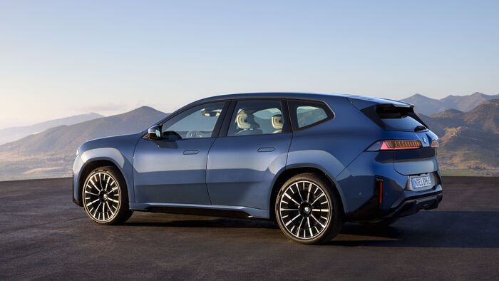 BMW iX3