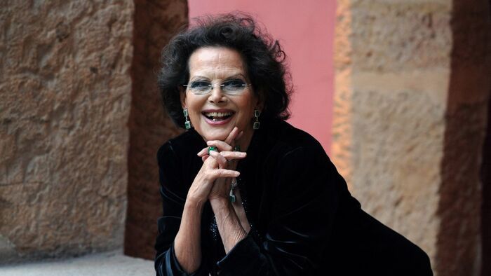 (FILES) Italian actress Claudia Cardinale poses on October 14, 2009 in Lyon, as she came to attend the first edition of the "Lumiere 2009" film festival. Film star Claudia Cardinale dies aged 87 in the Paris region: agent to AFP. (Photo by PHILIPPE MERLE / AFP)