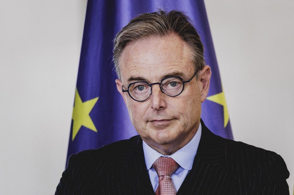 Netanjahu gyengének nevezte Bart De Wever belga miniszterelnököt