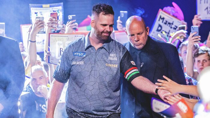 Elkezdődött a háromnapos darts-őrület az MVM Dome-ban