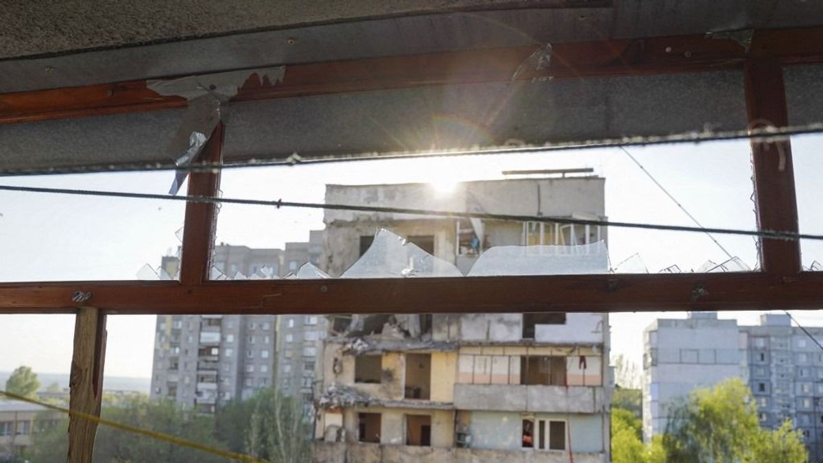 Pusztító légitámadások Ukrajnában: civil halott Zaporizzsjában + videó