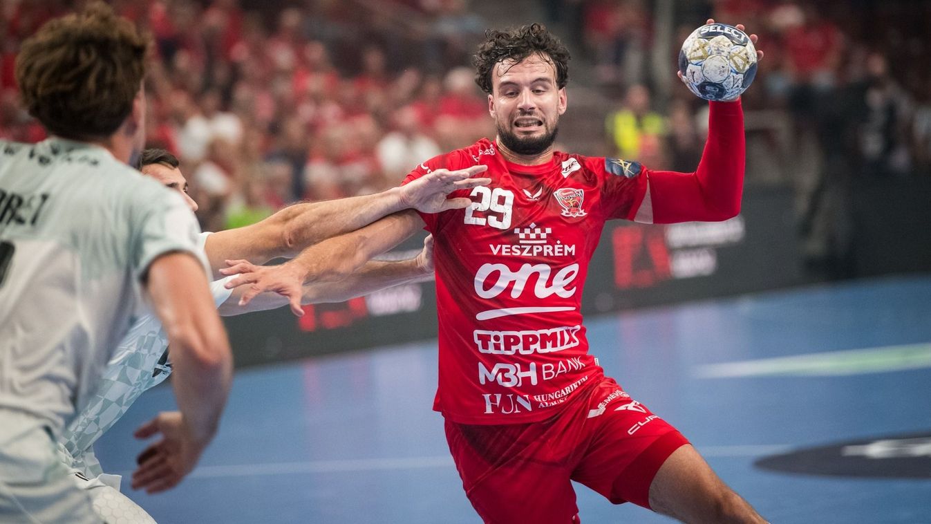 Kiütéses sikerrel kezdett a Veszprém.