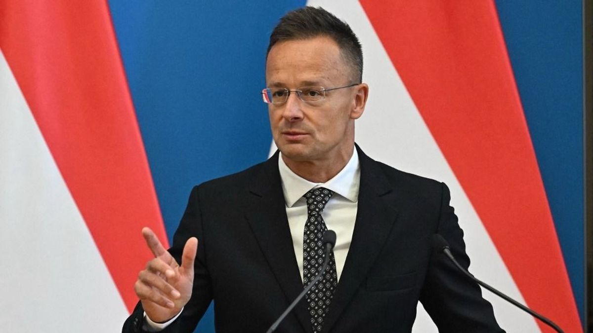 Szijjártó Péter: a magyarok világosan kimondták, hogy nem kérnek az illegális migrációból