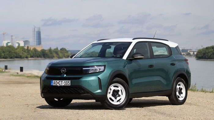 Opel Frontera Hybrid teszt