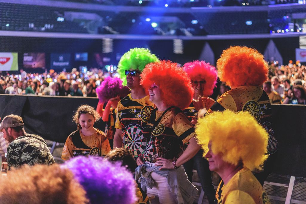 Elkezdődött a háromnapos darts-őrület az MVM Dome-ban