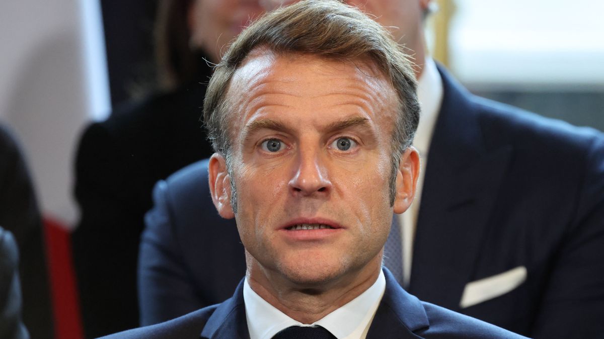 Macron népszerűsége történelmi mélyponton