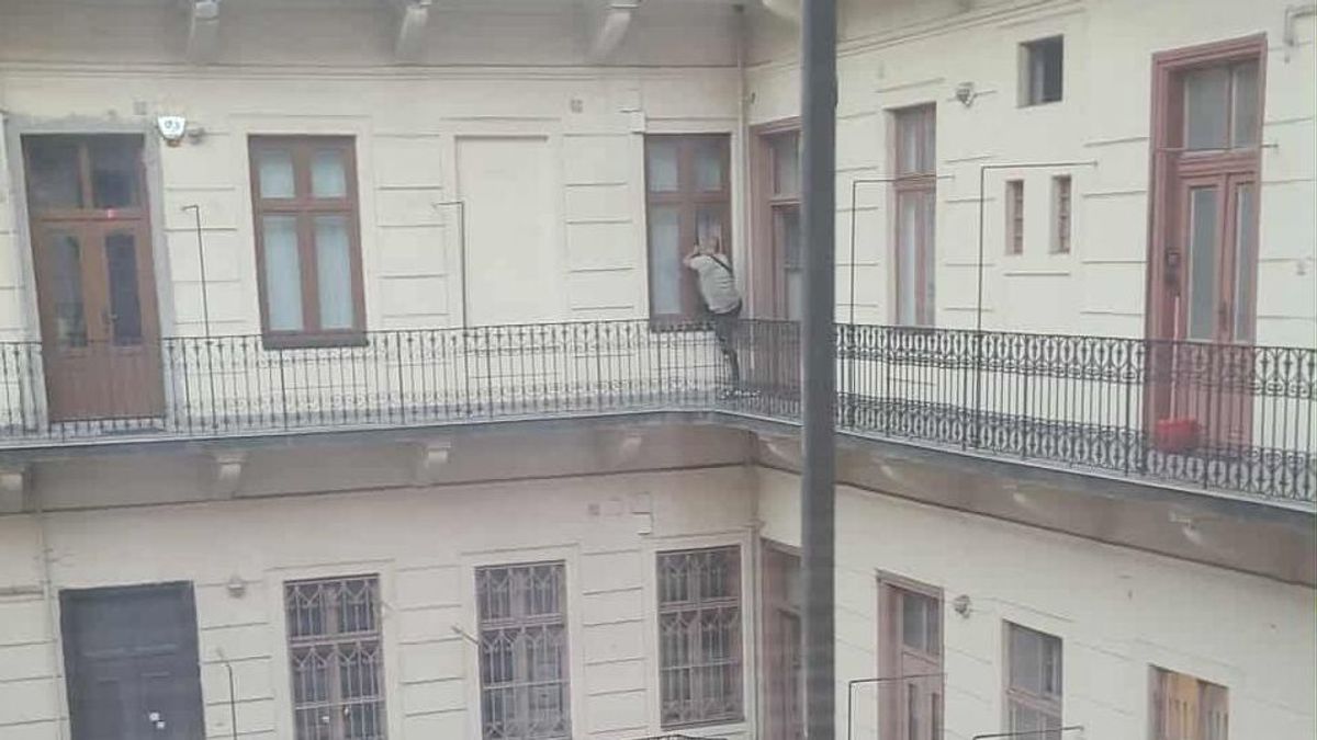 Betörőt fogtak a VI. kerületben, menekülés közben lezuhant a másodikról