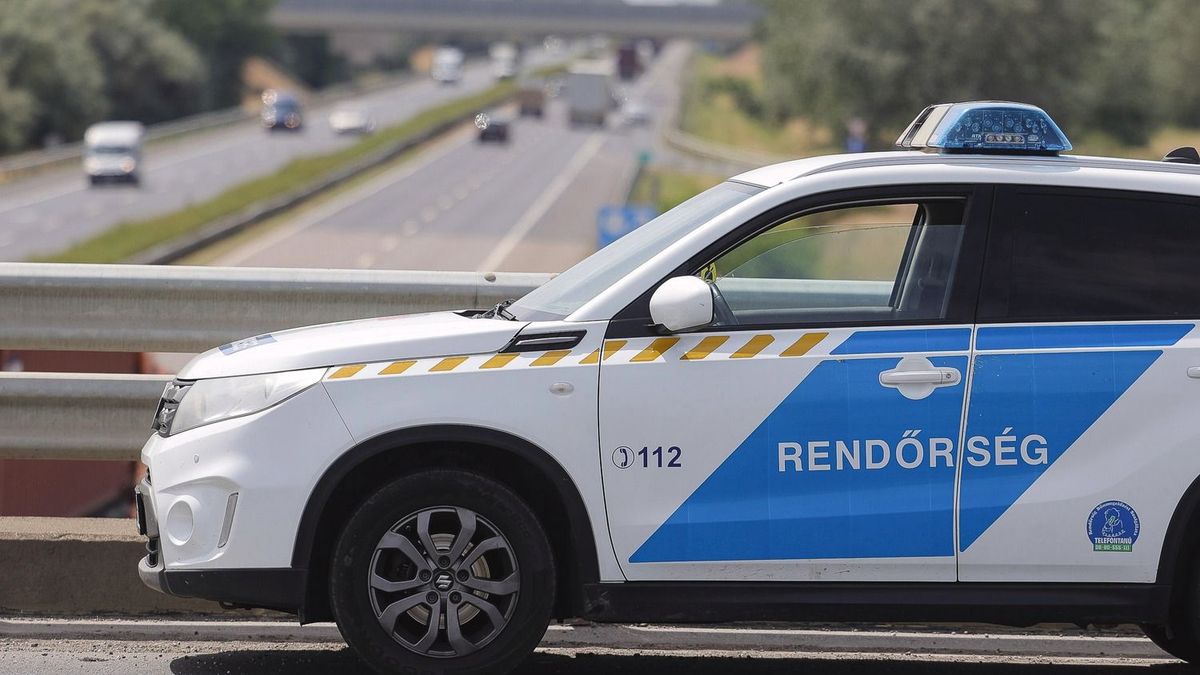 Csepelről indult a budapesti autós üldözés, a körúton át tartott, majd az M0-son nyolc rendőrautó próbálta megállítani az ámokfutót