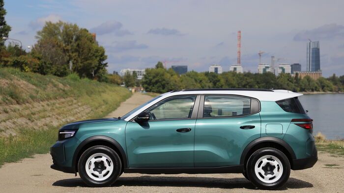 Opel Frontera Hybrid teszt