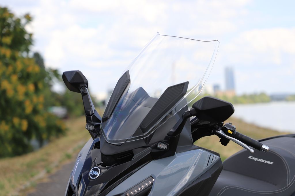 SYM 300 Cruisym teszt (2025)