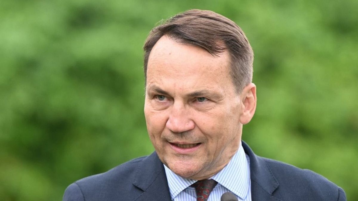 Sikorski menekültstátuszt és kitüntetést adott volna az ukrán robbantónak?