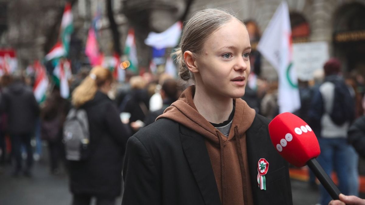 Pankotai Lili a Tisza Párt rendezvényén