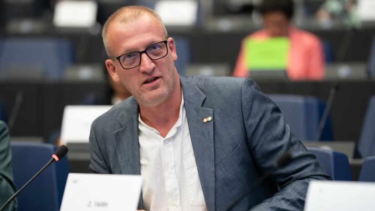 Tarr Zoltán most a saját támogatóit is át akarja verni