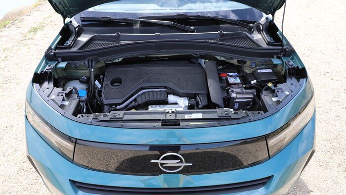 Opel Frontera Hybrid teszt