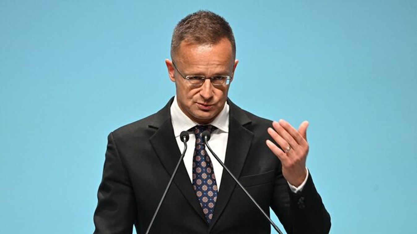  Hungarian Minister of Foreign Affairs and Trade Peter Szijjarto (Photo: AFP/Attila Kisbenedek)
