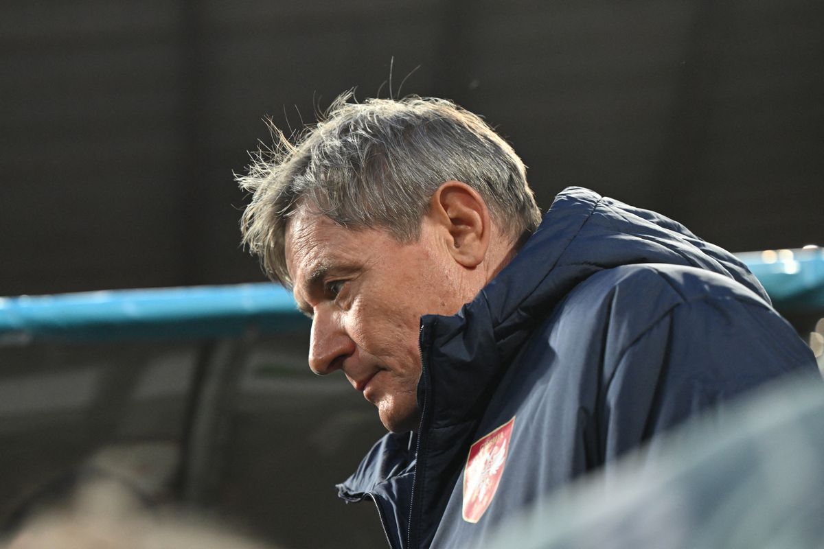 Dragan Sztojkovics távozását követelik a szerb szurkolók