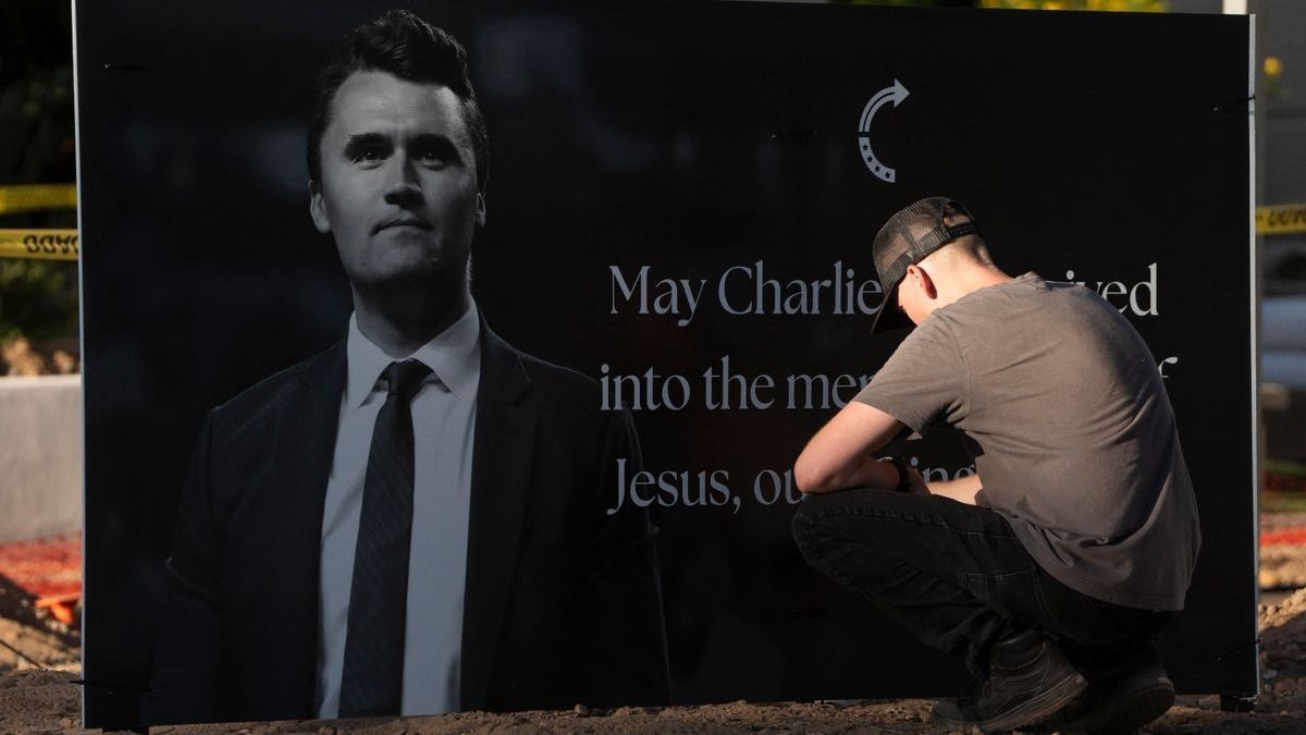 Vitályos Eszter: Petíció indult, hogy mondjon le a kutyapártos képviselő, aki örült Charlie Kirk halálának