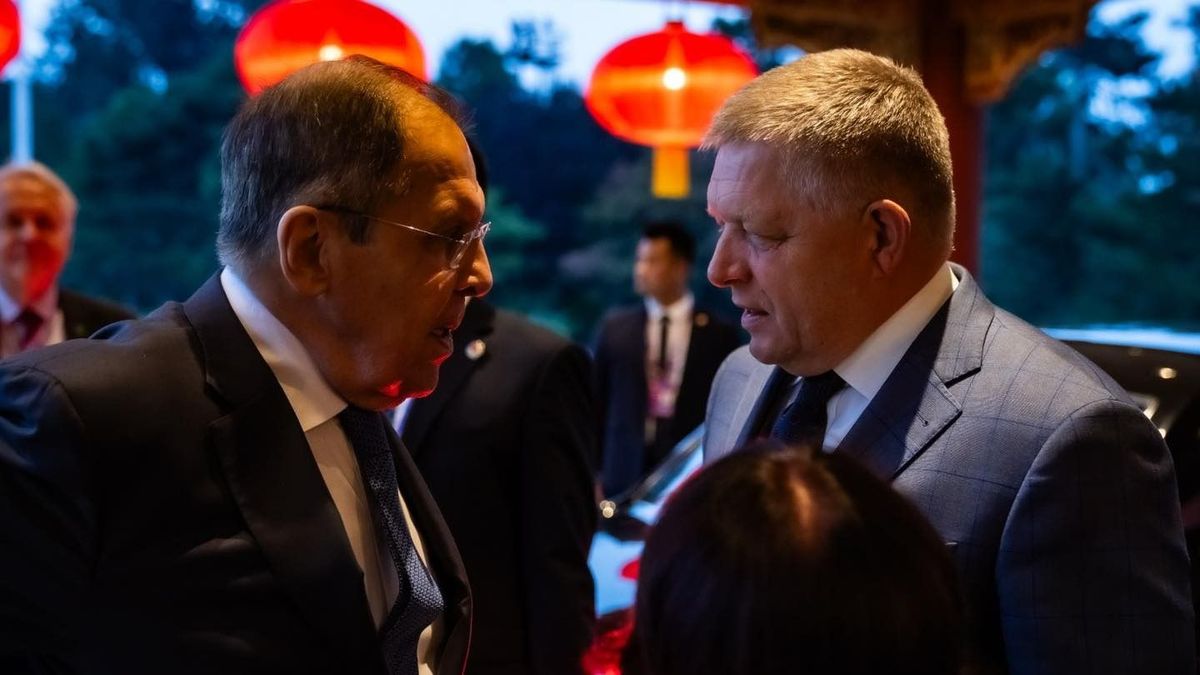 Robert Fico komoly üzenetet készül átadni Zelenszkijnek