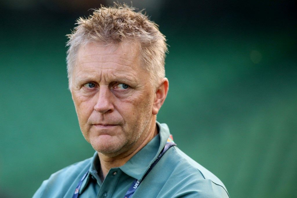 Nem áll jól a képünkön látható Heimir Hallgrímsson csapata a vb-selejtezőben. Robbie Keane is ott van az izlandi szakember lehetséges utódjelöltjei között