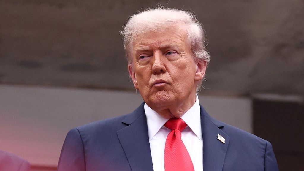 US President Donald Trump attends the men's singles final tennis match between Spains Carlos Alcaraz and Italys Jannik Sinner on the last day of the US Open tennis tournament at the USTA Billie Jean King National Tennis Center in New York City, on September 7, 2025. (Photo by CHARLY TRIBALLEAU / AFP)