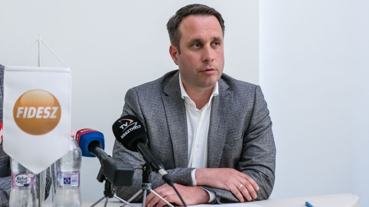 Dömötör Csaba: Így menekülnek a Szőlő utcai rágalmazásos hajóról azok, akik az egész kampányt megcsinálták