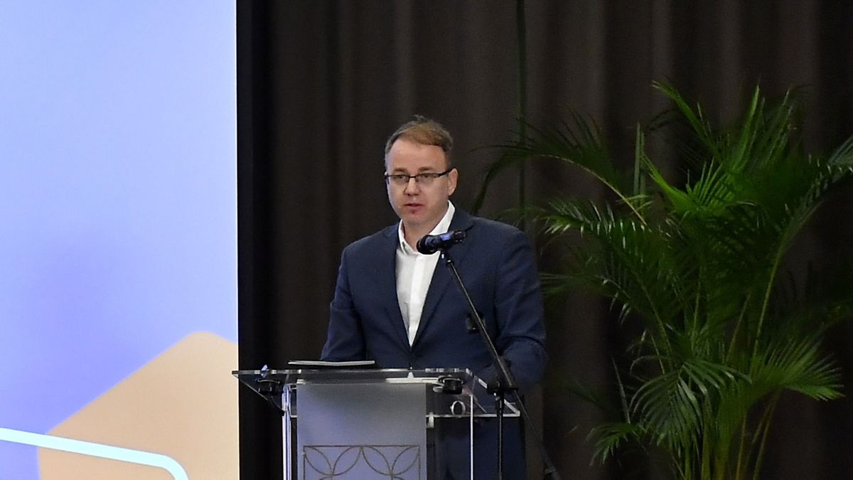 A robotizálást és a mesterséges intelligencia elkerülhetetlen elemei a jövő hadviselésének