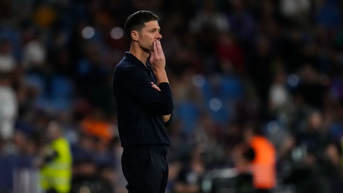 „Bajba kerülök, ha válaszolok” – Xabi Alonso megszólalt, miután felhúzta Viníciust