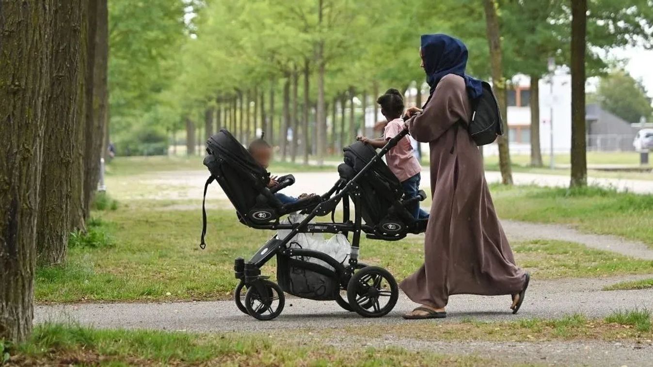 Brüsszel saját jelentésében ismerte el, hogy több mint 7 millió migráns nem dolgozik és itt van az EU-ban