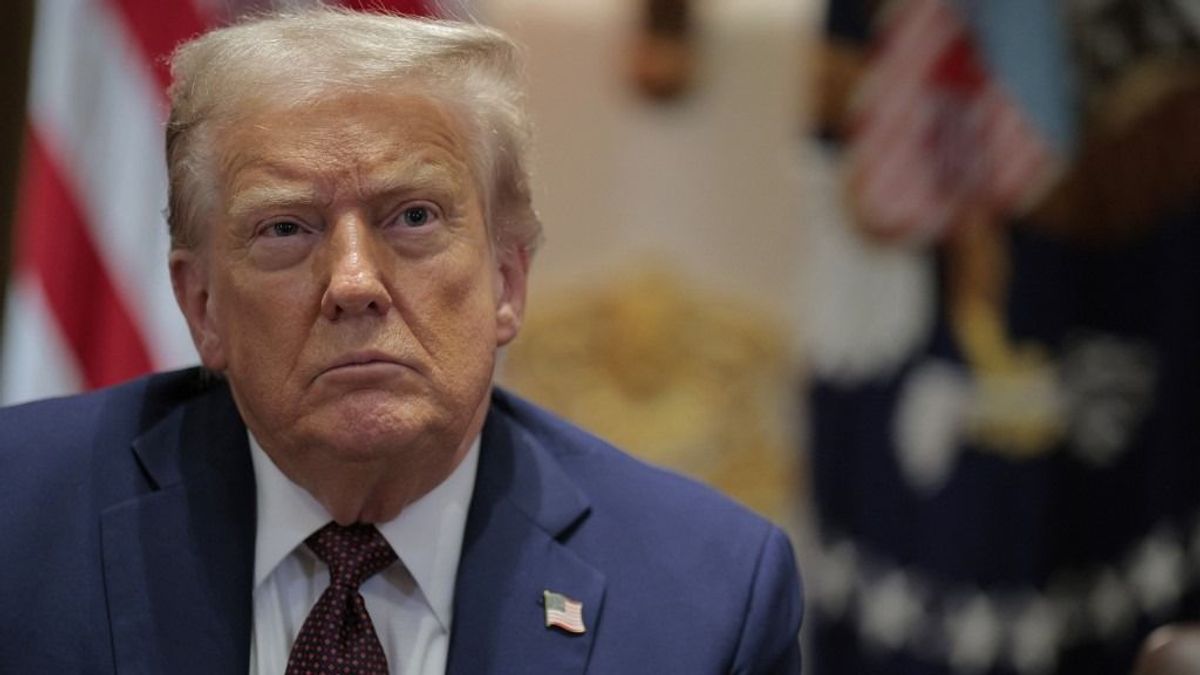 Trump üzent Putyinnak, Kínáról sem feledkezett meg