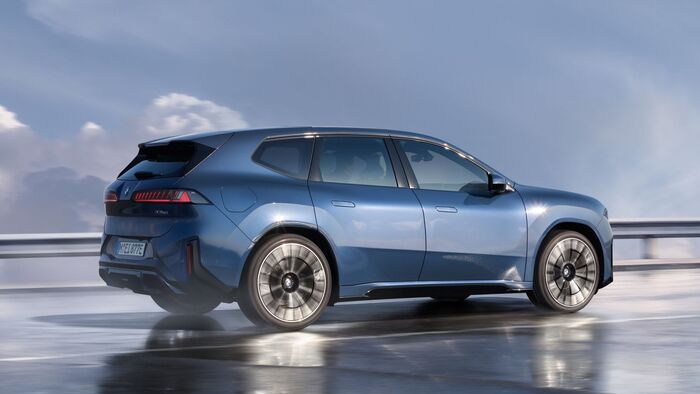 BMW iX3