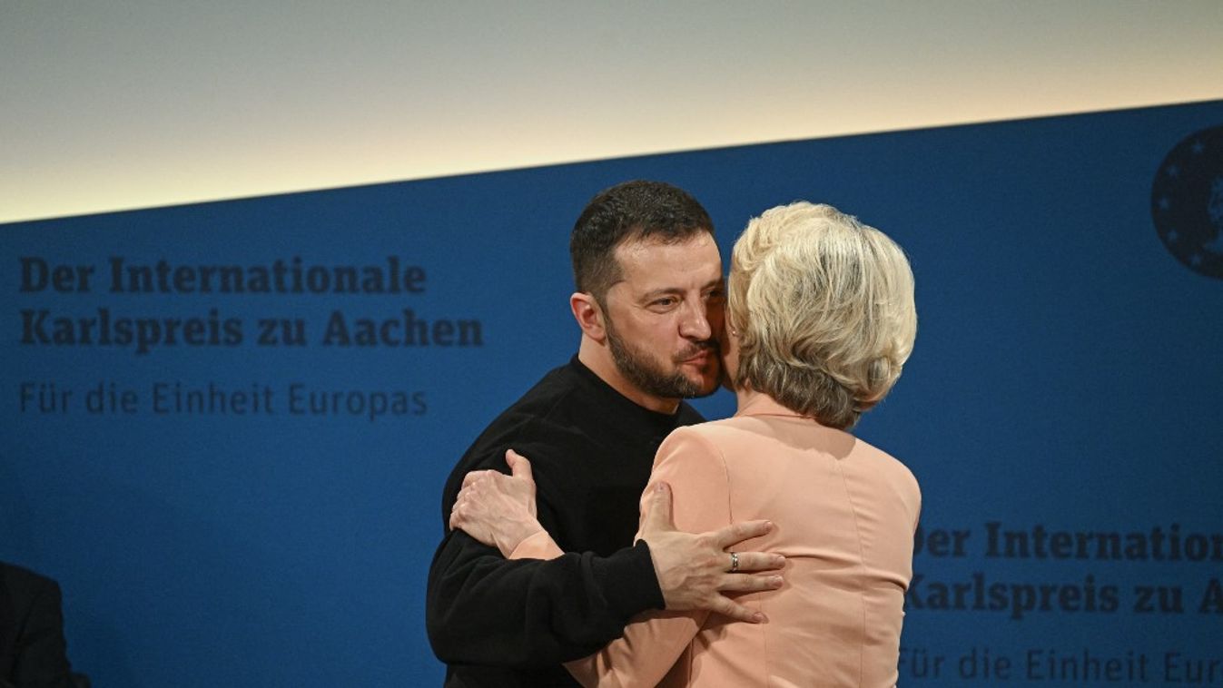 Volodimir Zelenszkij és Ursula von der Leyen (Fotó: AFP)
