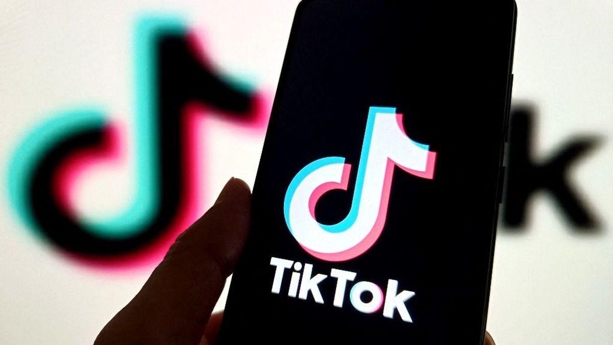 Pedofilok, erőszakolók és szexuális ragadozók garázdálkodnak a TikTokon