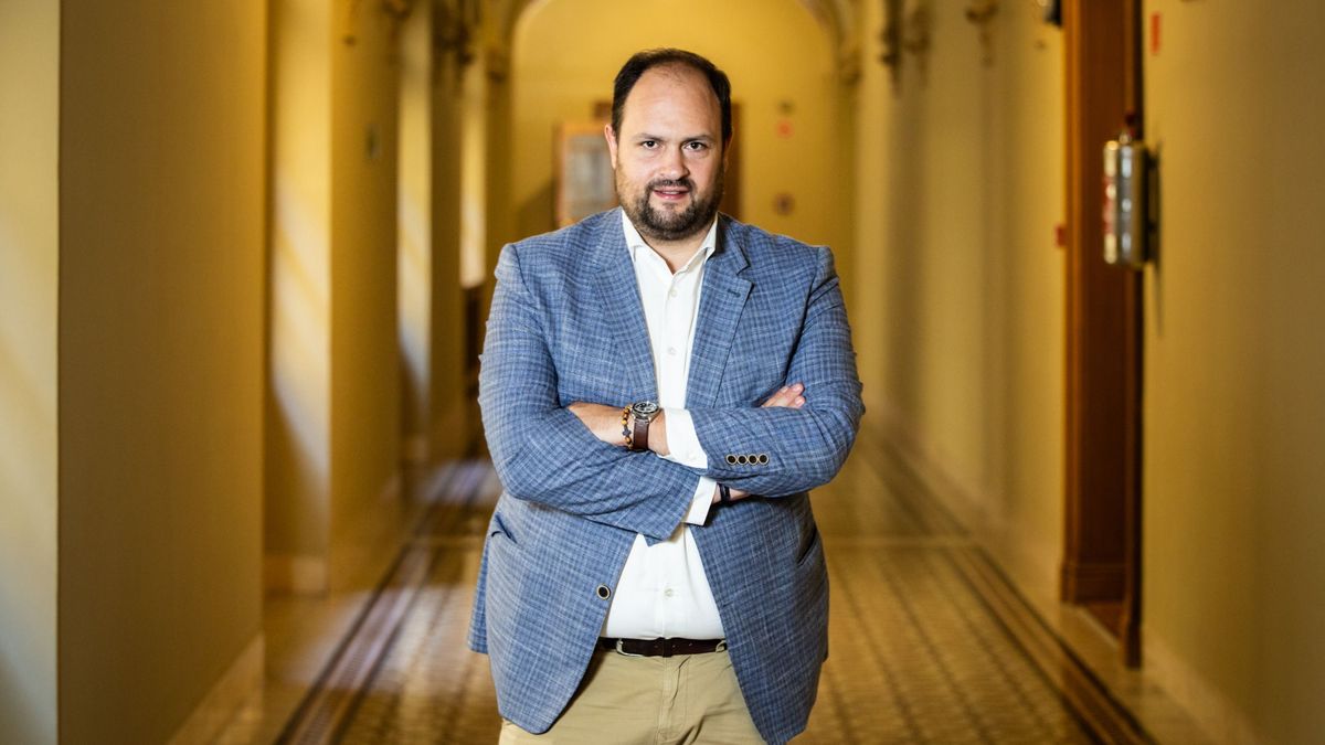Nacsa Lőrinc: A mi jövőképünkben nemzetünk megerősítése szerepel, Magyar Péterében pedig csak saját maga