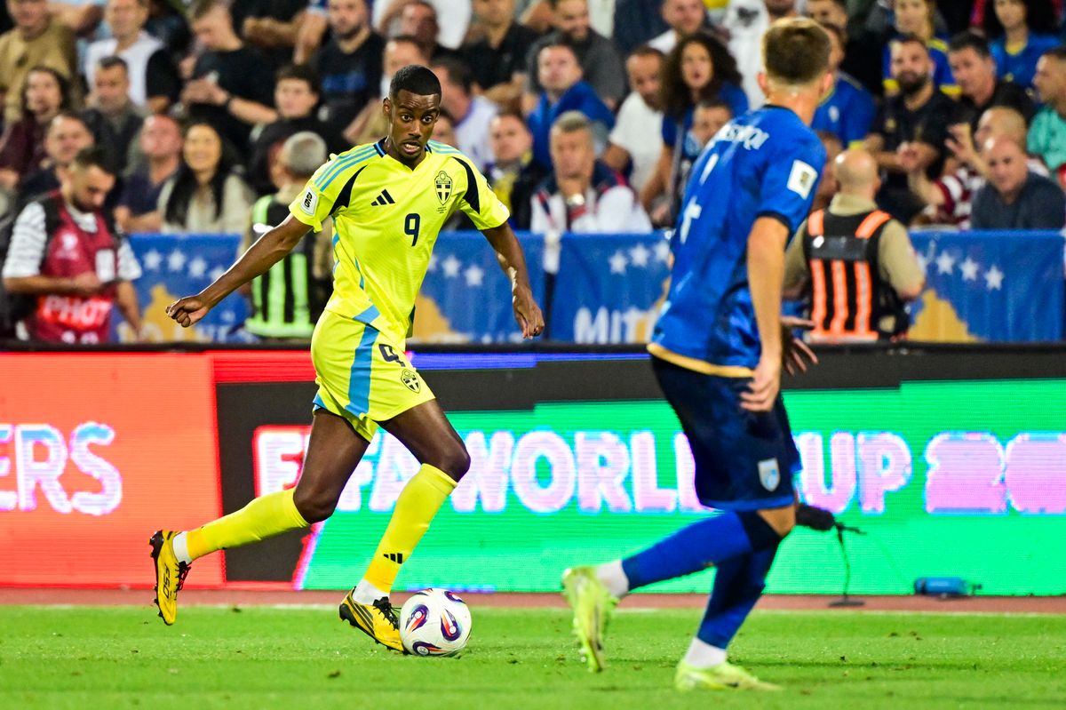 Alexander Isak a svéd válogatottban már játszott, de Arne Slot még nem vetette be őt