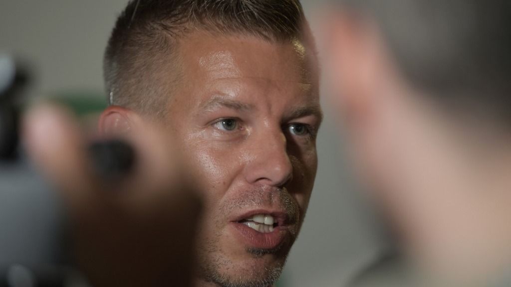 Magyar Péter a Tisza Párt vezetője a mentelmi jog mögé bújhat