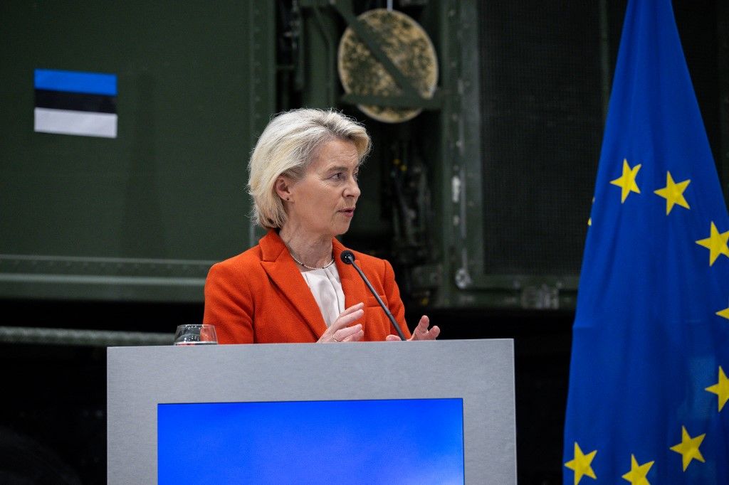Brüsszel engedett Washingtonnak a vámok ügyében. Costa szerint a háborús helyzet miatt volt szükség az alkura, Von der Leyen viszont tagadja az összefüggést