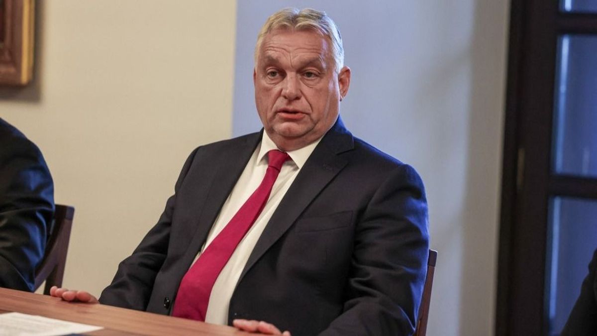 Orbán Viktor Donald Tusknak üzent
