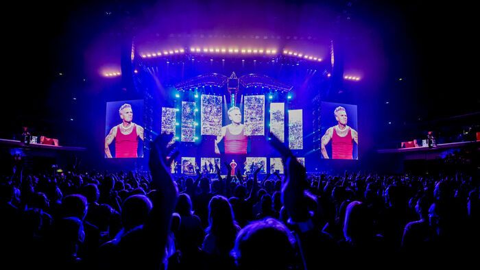 Robbie Williams koncert az MVM dómban