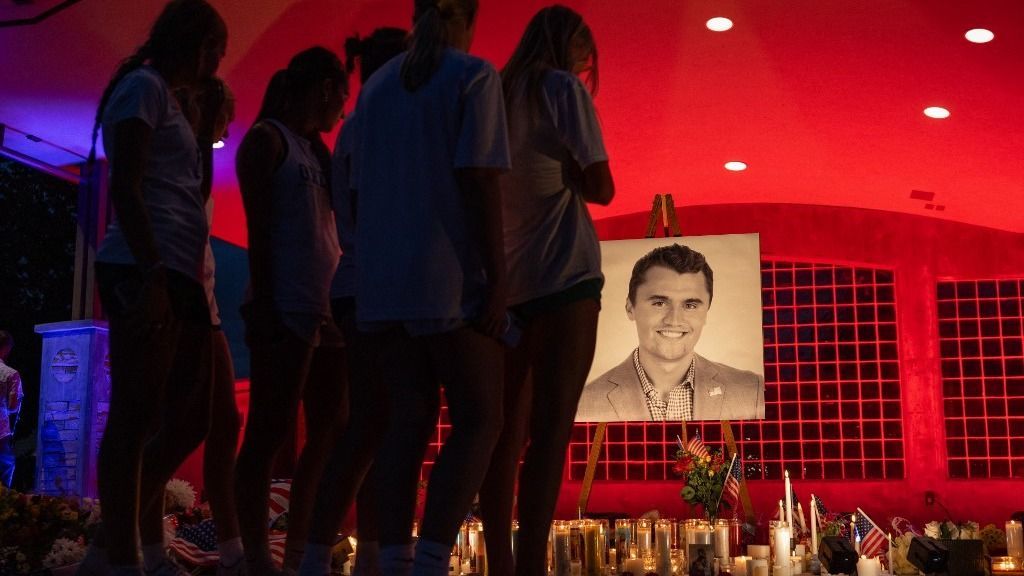 Vasárnap Arizonában tartják meg a szeptember 10-én meggyilkolt konzervatív aktivista, Charlie Kirk temetését