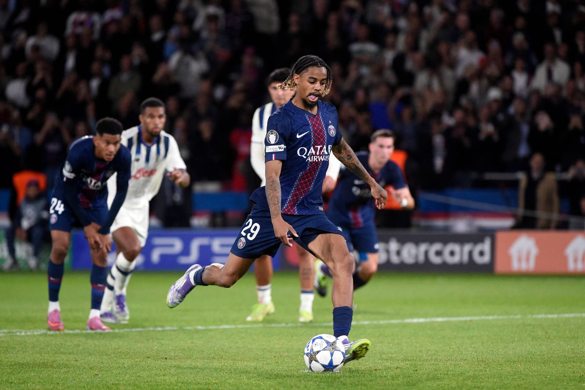 Meg lennénk lepve, ha Luis Enrique a PSG következő büntetőjét is Bradley Barcolára bízná, bár az Atalanta elleni BL-nyitányon belefért a hiba