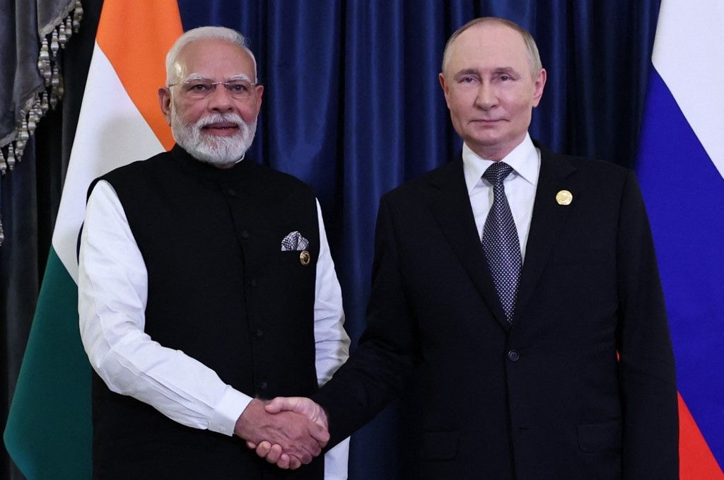 Modi a Sanghaji Együttműködési Szervezet (SCO) Tiencsinben tartott csúcstalálkozóján Putyinnal is tárgyalt