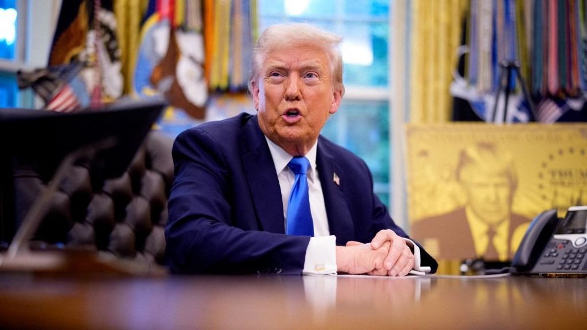 Találgatások jelentek meg, vajon Trump miért lépett egyet hátra a nemzetközi diplomáciától