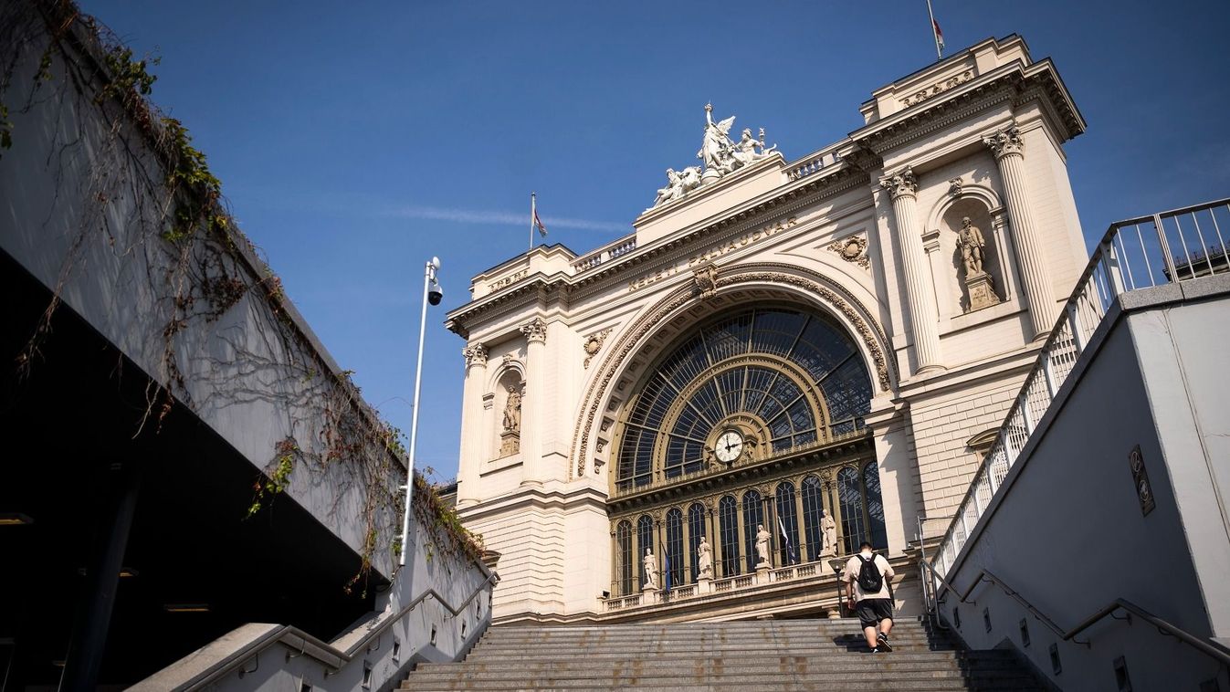 Budapest, 2025. szeptember 5.A felújítás miatt bezárt Keleti pályaudvar 2025. szeptember 5-én. Zajlik a Keleti pályaudvar pályahálózatának felújítása, ezért augusztus 25. és szeptember 20. között négy hétre lezárták a központi pályaudvart.MTI/Purger Tamás