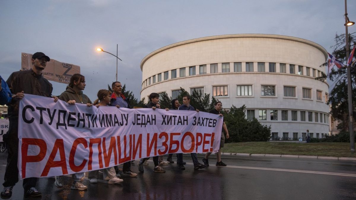 Vucsics megszilárdítaná a hatalmát a választásokkal
