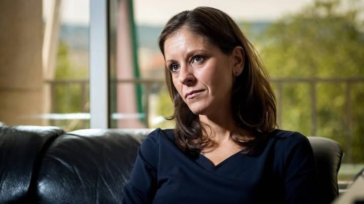 A brit hírszerzés, az LMP tanácsadója és a pedofilvád