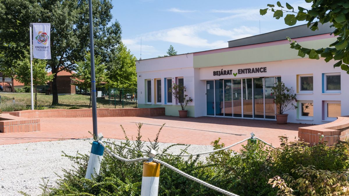 Hiába van vége a nyárnak, továbbra is dübörögnek az Erzsébet-táborok