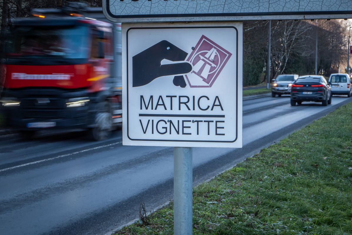 20250114 Nagykanizsa Autópálya-matrica jelzőtábla Fotó: Szakony Attila SZA Zalai Hírlap ZH