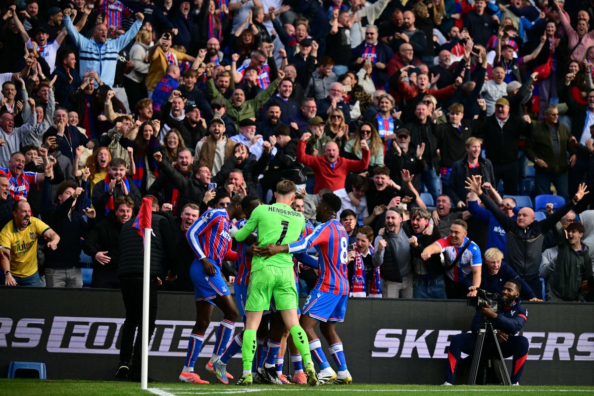 A Crystal Palace szurkolói gúnyt űztek a Liverpoolból