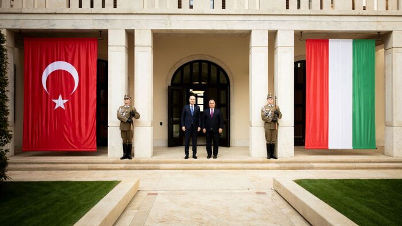 On Monday, Hungarian Prime Minister Viktor Orban received Numan Kurtulmus, Speaker of the Grand National Assembly of Turkye, at the Carmelite Monastery (Photo: MTI)