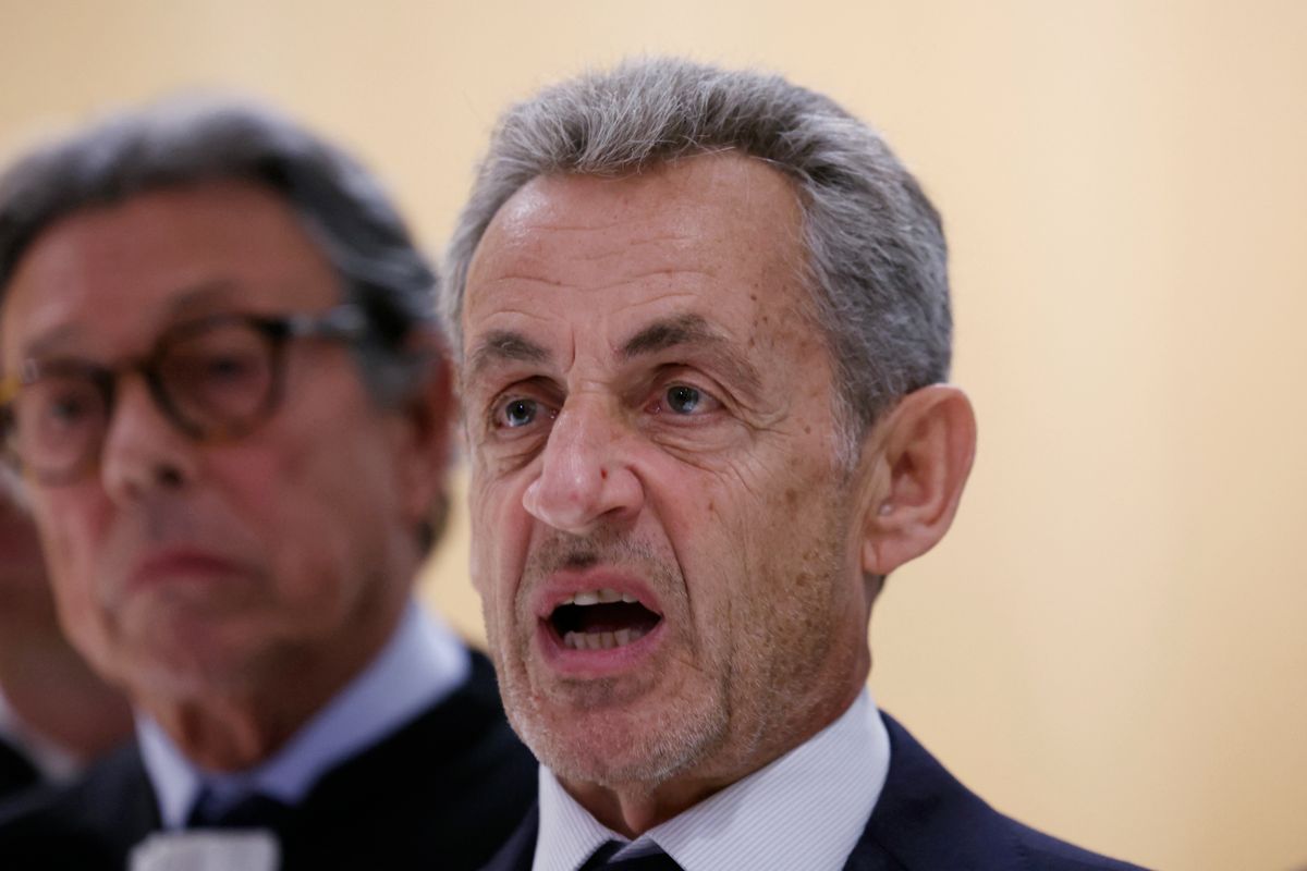 Nicolas Sarkozyt bűnösnek találták 
